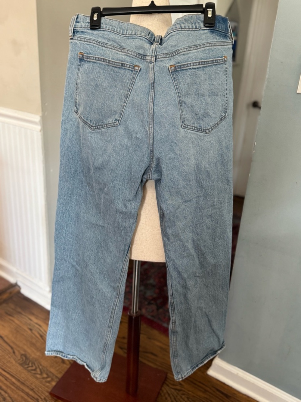 2 pairs A&F women’s jeans in size 33 - Picture 5 of 13